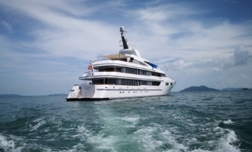 Partner-Benefits-DISCOVERY-Yacht-Paraffin