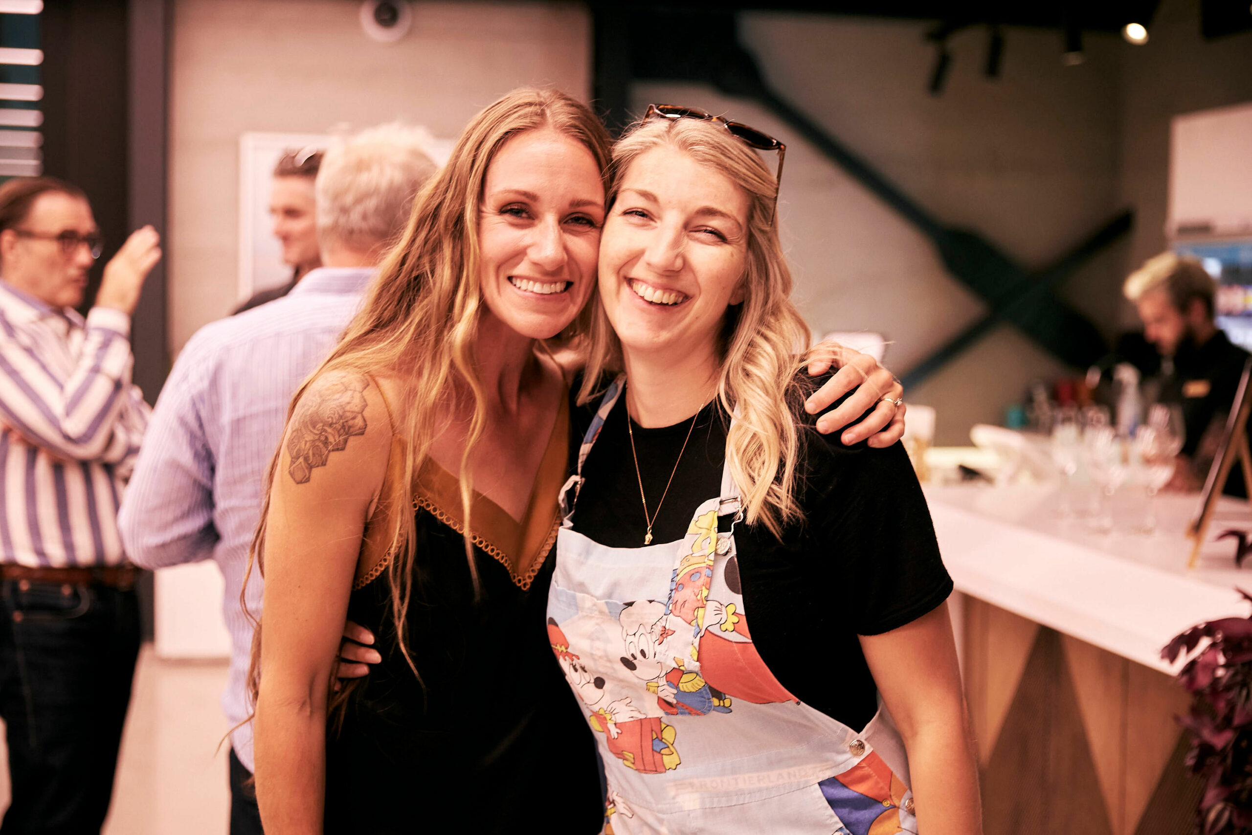 Melissa White, Jane Brecht