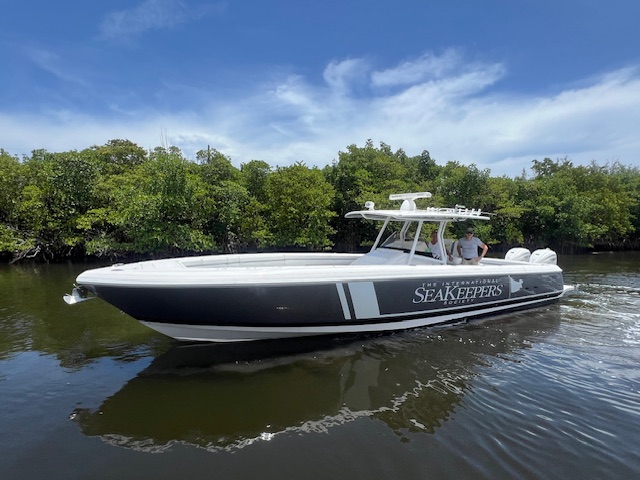 DISCOVERY II, 2015 Intrepid 40